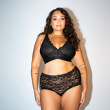 Stretch Lace Short - Black